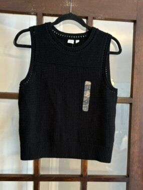 GAP Black Sleeveless Sweater, Size Small